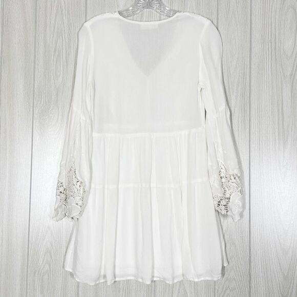Altar'd State | White Floral Lace V-Neck Mini Dress Size Small - Picture 2 of 9